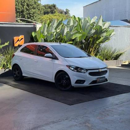 CHEVROLET ONIX 1.4 MPFI LT 8V FLEX 4P MANUAL